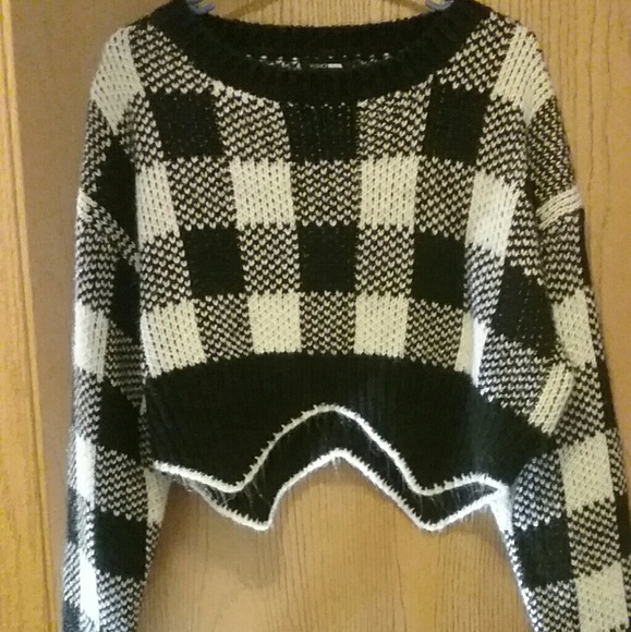 Fashion Nova Sweaters - FashionNova Stay Checkin for me Sweater Worn once.